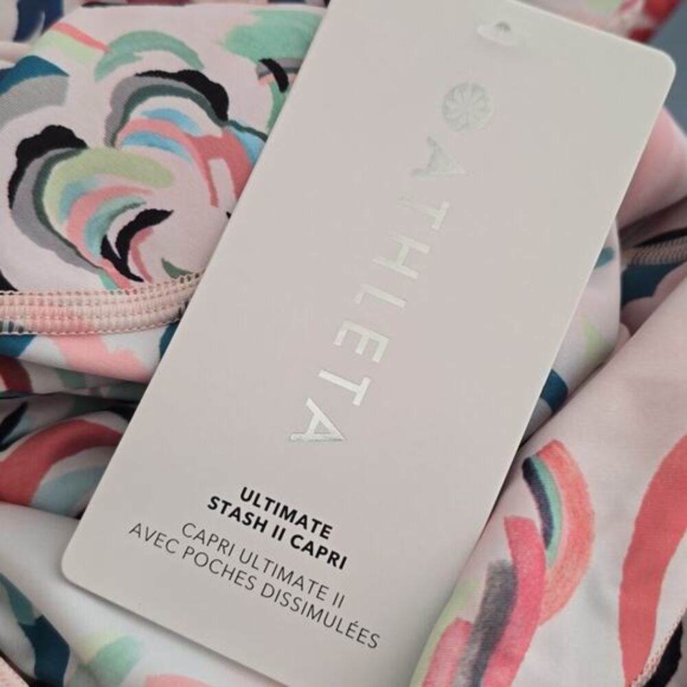 Athleta Women's Ultimate Stash II Capri color Elegance Floral Orchid Plus 3X New - Picture 15 of 16